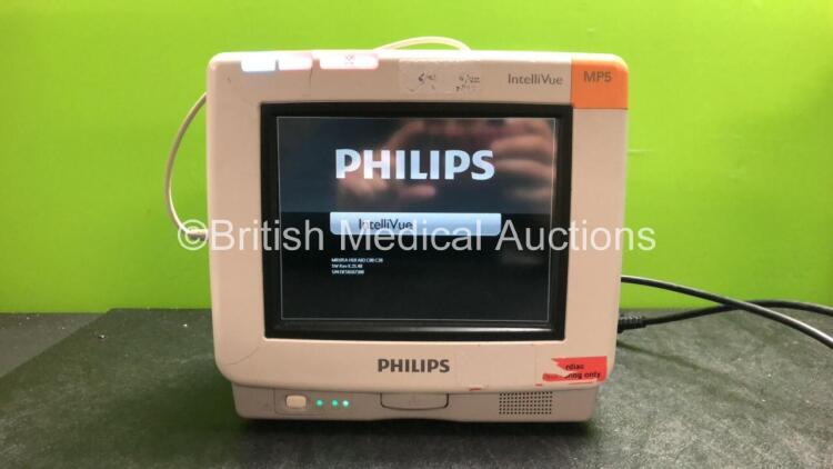 Philips IntelliVue MP5 Patient Monitor Including ECG and SpO2 Options with 1 x ECG Connection Lead (Powers Up with Damage-See Photos) *SN DE50187208*