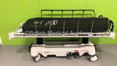 Stryker Ref.0737 Hydraulic Stretcher with Invacare Mattress (Tested Working)