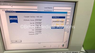 Zeiss IOL Master Software Version 3.02.0304 on Motorized Table with Keyboard (Powers Up) *S/N 892056* **Mfd 08/2004** ***IR778*** - 2