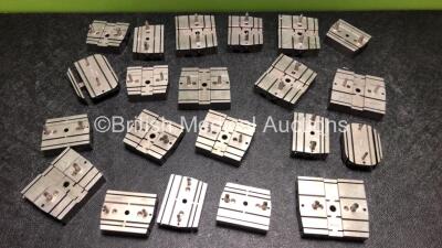 Job Lot of Stryker Scorpio Series 7000 Femoral Cutting Blocks - 2