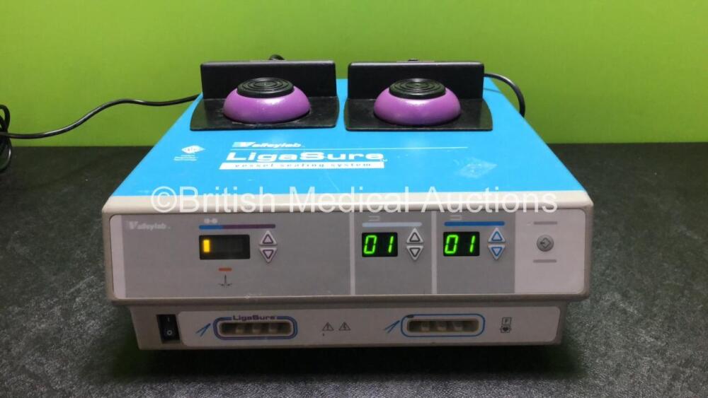 Valleylab LigaSure Vessel Sealing System Including 2 x LigaSure Ref LS0300 Foot Pedals (Powers