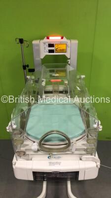 Ohmeda Medical Giraffe Infant Incubator with Mattress (Powers Up) - 2