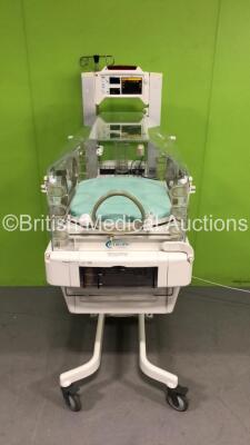 Ohmeda Medical Giraffe Infant Incubator with Mattress (Powers Up)