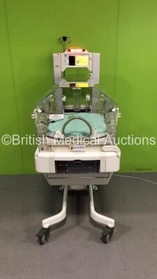 GE Giraffe Infant Incubator with Mattress (Powers Up with Alarm)