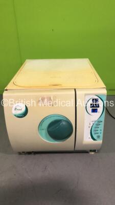 Excel Enigma STE-15L Steam Sterilizer Autoclave (Powers Up)