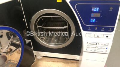 MDS Medical LF-12L Steam Sterilizer Autoclave (Powers Up) - 2