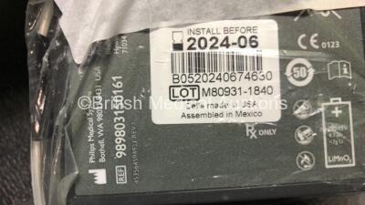 2 x Philips FR3 Heartstart Defibrillators in Carry Cases with 4 x Batteries (Both Power Up and Pass Self Test) *SN C16A-00896 / C12F-00432* - 4