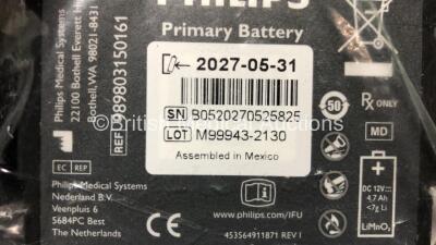 2 x Philips FR3 Heartstart Defibrillators in Carry Cases with 4 x Batteries (Both Power Up and Pass Self Test) *SN C16A-00896 / C12F-00432* - 5