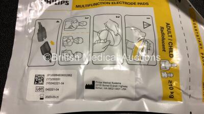 2 x Philips FR3 Heartstart Defibrillators in Carry Cases with 2 x Batteries and 4 x Electrode Packs *All Expire 2023* (Both Power Up and Pass Self Test) *SN C18H-00134 / C11I-00423* - 4