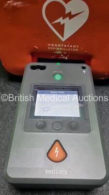 Job Lot Including 1 x Philips Heartstart FR3 Defibrillator In Carry Cases with 1 x Philips Heartstart Batteries Ref 989803150161 *Install Before 05-2027* and 1 x Philips Heartstart FR2+ Defibrillator with 1 x M386A Battery *Install Before 09-2023* SN C14 - 3