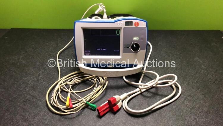 Zoll R Series Plus Defibrillator Including ECG and Printer Options with 1 x Zoll Sure Power Battery, 1 x 3 Lead ECG Lead and 1 x Paddle Lead (Powers Up When Connected to Mains Power, Battery Flat) *SN AF08L006403*