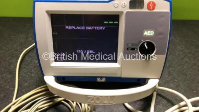 Zoll R Series Plus Defibrillator Including ECG and Printer Options with 1 x Zoll Sure Power Battery, 1 x 3 Lead ECG Lead and 1 x Paddle Lead (Powers Up When Connected to Mains Power, Battery Flat) *SN AF08L006403* - 2