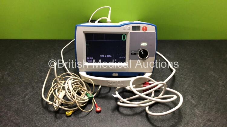 Zoll R Series Plus Defibrillator Including ECG and Printer Options with 1 x Zoll Sure Power Battery, 1 x 3 Lead ECG Lead and 1 x Paddle Lead (Powers Up with Low Battery) *SN AF08K006073*