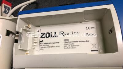 Zoll R Series Plus Defibrillator Including ECG and Printer Options with 1 x 3 Lead ECG Lead and 1 x Paddle Lead (Powers Up with Stock Battery, Battery Not Included) *SN AF08L006406* - 4