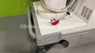 GE AMX 4 Plus - IEC Mobile X-Ray Unit Model No 2275938 (Powers Up with Key - Key Included) *S/N 1022697WK5* **Mfd 03/2010** - 8