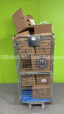 Cage of Mixed Consumables Including Prima Bladed Trocar 05mmx75mm and Specimen Pots (Cage Not Included)