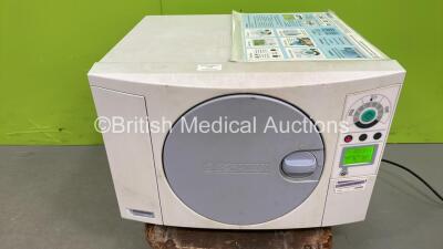 Eschmann Little Sister SES 113 Autoclave (Powers Up)