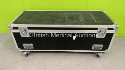 Transport Flight Case on Wheels