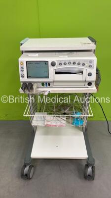 GE Corometrics 250cx Series Fetal Monitor with 3 x Transducers on Trolley (Powers Up) *W*