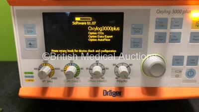 Drager Oxylog 3000 Plus Transport Ventilator Software Version 01.07 with Hose (Powers Up) - 2