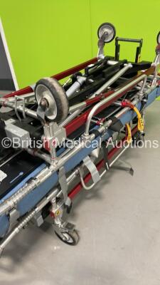 2 x Ferno Falcon Six Hydraulic Ambulance Stretchers with Mattresses - 4