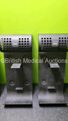 29 x Medtronic Lifepak Plus Defibrillator Wall Mounts ( 4 x In Photo 29 x in Lot) *Cage* - 2