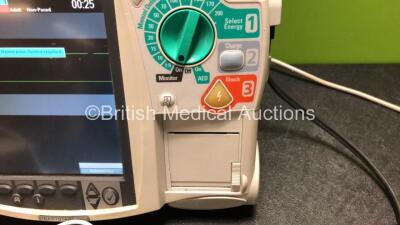 Philips Heartstart MRx Defibrillator Including ECG and Printer Options with 1 x 3 Lead ECG Lead, 1 x Paddle Lead and 1 x Philips M3725A Test Load (Powers Up with Stock Battery, Batteries Not Included, Service Required) *SN US00315092* - 4