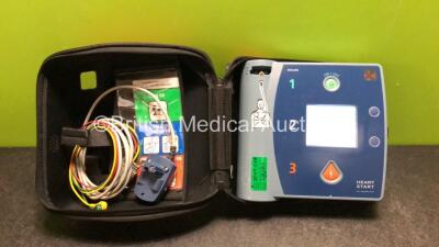 Philips Heartstart FR2+ Defibrillator with 1 x 3 Lead ECG Lead in Case (Powers Up with Stock Battery, Battery Not Included)