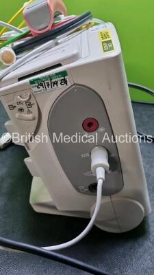 Philips Heartstart MRx Defibrillator / Monitor Including, ECG, SpO2, NIBP, CO2 and Printer Options, with 1 x M3725A Test Load,1 x Paddle Lead, 1 x Philips M3539A Module and 1 x Philips M1674A 3 Lead ECG Lead (Powers Up) *SN US0035103* - 3