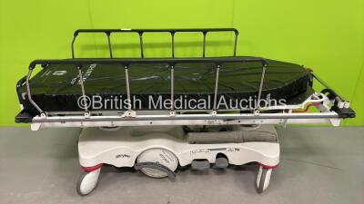 Stryker Big Wheel Patient Trolley with Mattress (Hydraulics Tested Working -Some Rust to Paintwork and Missing Pedal)