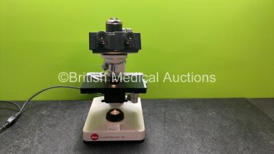 Leitz Laborlux 12 Benchtop Microscope with 3 x Optics **1 x Leitz 160/0.17 EF 100/1.25OEL Optic, 1 x 160/0.17 EF 40/0.65 Optic and1 x Leitz 160/- EF 10/0.25 Optic** (Powers Up)