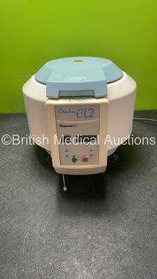 Thermo CL2 Centrifuge (Powers Up) *SN 42702267*