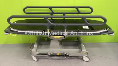 Anetic Aid QA3 Hydraulic Patient Trolley (Hydraulics Tested Working)