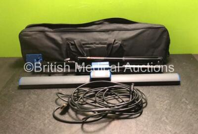 Otometrics LB-200 Light Bar Type-1070 with Stand in Carry Case *SN 000420*