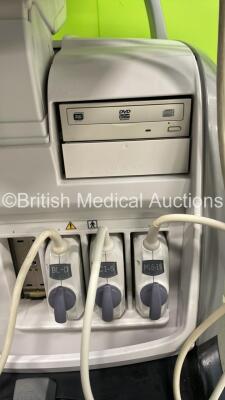 GE Logiq E9 XDClear Flat Screen Ultrasound Scanner Ref 5205000-9 *S/N 200280US6* **Mfd 04/2015** Software Version R6 Software Revision 1.5 with 3 x Transducers / Probes (9L-D Ref 5194432 *Mfd 08/2011* / C1-5-D Ref 5261135 *Mfd 10/2014* and ML6-15-D Ref 51 - 16