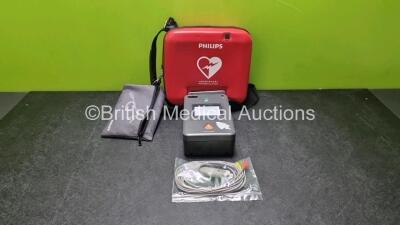 Philips Heartstart FR3 Defibrillator in Carry Case with 1 x Philips Ref 989803150051 3 Lead ECG Lead and 1 x Philips Battery *Exp 06-2024* in Carry Case (Powers Up) *SN C15A-01732