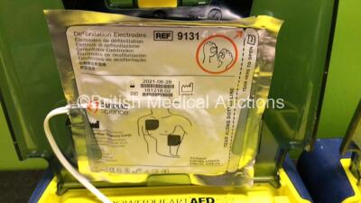 3 x Cardiac Science Powerheart AED G3 Defibrillators (All Power Up with Stock Battery, Batteries Not Included) - 4