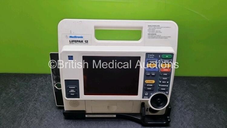 Medtronic Lifepak 12 Physio Control Defibrillator / Monitor Including ECG and Printer Options (Untested Due to Flat Battery )