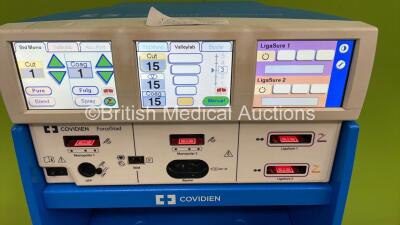 Valleylab ForceTriad Electrosurgical / Diathermy Unit on Stand Version 3.60 *Mfd 2015* with Dome Footswitch (Powers Up) *S/N T5D45795EX* - 2