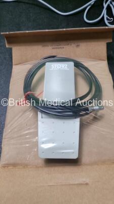 Karl Storz SCB D-Light P 20133720 Light Source Including 1 x SCB Connecting Cable Ref 20090170, 1 x Karl Storz One Pedal Footswitch Ref 20014130 User Manual (Powers Up) *Unused in Excellent Condition* - 4