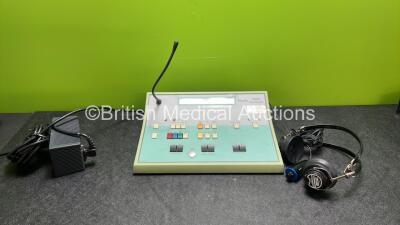 Kamplex KLD 23mha Diagnostic Audiometer with 1 x AC Power Supply, 1 x Headphones and 1 x Trigger Switch (Powers Up with Loose Microphone-See Photo)