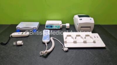 Mixed Lot Including 1 x B.Braun Perfusor Space Pump (Powers Up) 1 x Hill - Rom Bed Controller, 1 x Philips Avalon CL Wireless Fetal Monitor Base. 1 x GC420t Unit and 1 x Micro Plus Spirometer *SN 141729 / 54J183903886 / NA / NA*