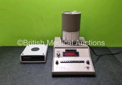 Mixed Lot Including 1 x Fluke Victoreen Non Invasive X-Ray Test Device (No Power Due to no Power Supply) and 1 x Capintec CRC-7B Radioisotope Calibrator (Powers Up) *SN 1152042 / 71782*