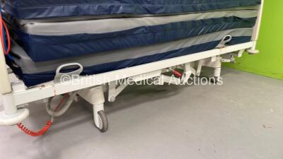 Huntleigh Contoura Electric Hospital Bed with 9 x Hospital Bed Mattresses - 3