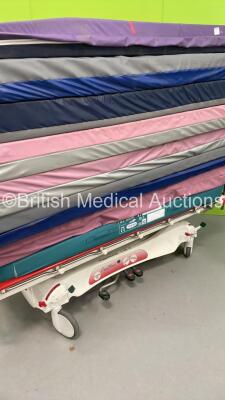 Contour Hydraulic Patient Trolley with 8 x Hospital Bed Mattresses - 4