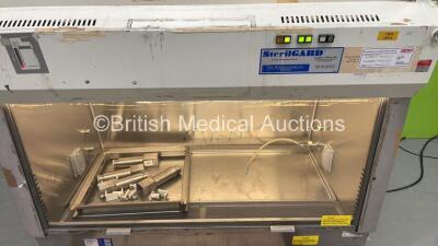 Baker SterilGard II SG400 Class 2 Microbiological Safety Cabinet Biosafety - 2