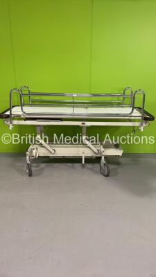 Nesbit Evans Hydraulic Patient Trolley (Hydraulics Not Going Down)