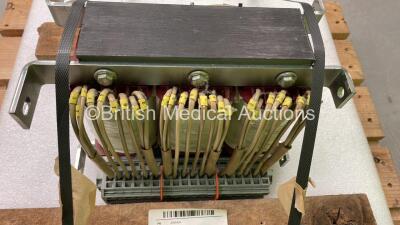 Siemens 3-Phase Transo 480V/400v 17 Part No 3090404 (E3) - 3