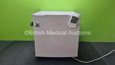 1 x Labcold Fridge *W9B6525* (cage)