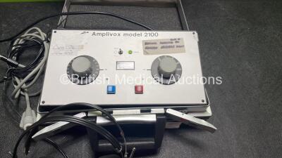 Amplivox Model 2100 Audiometer with Headphones (Powers Up) *SN 21981* - 2